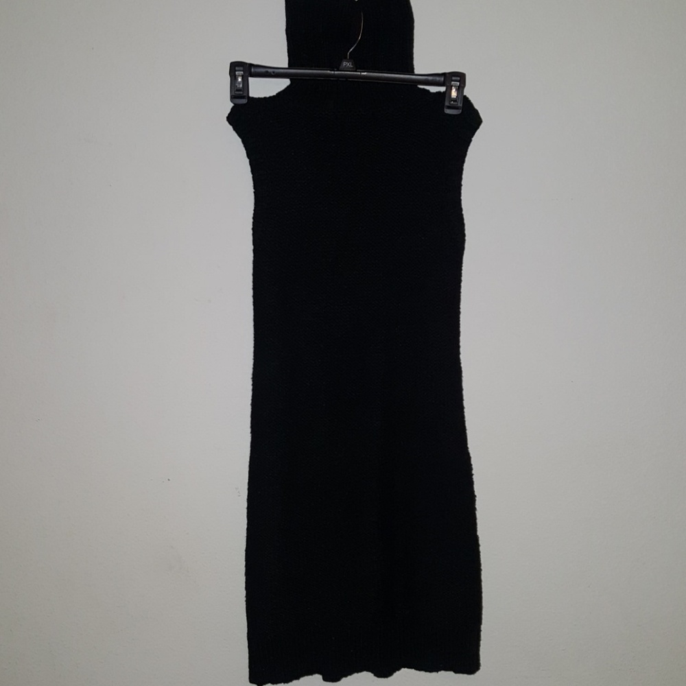 Dress - Picture 2 of 5